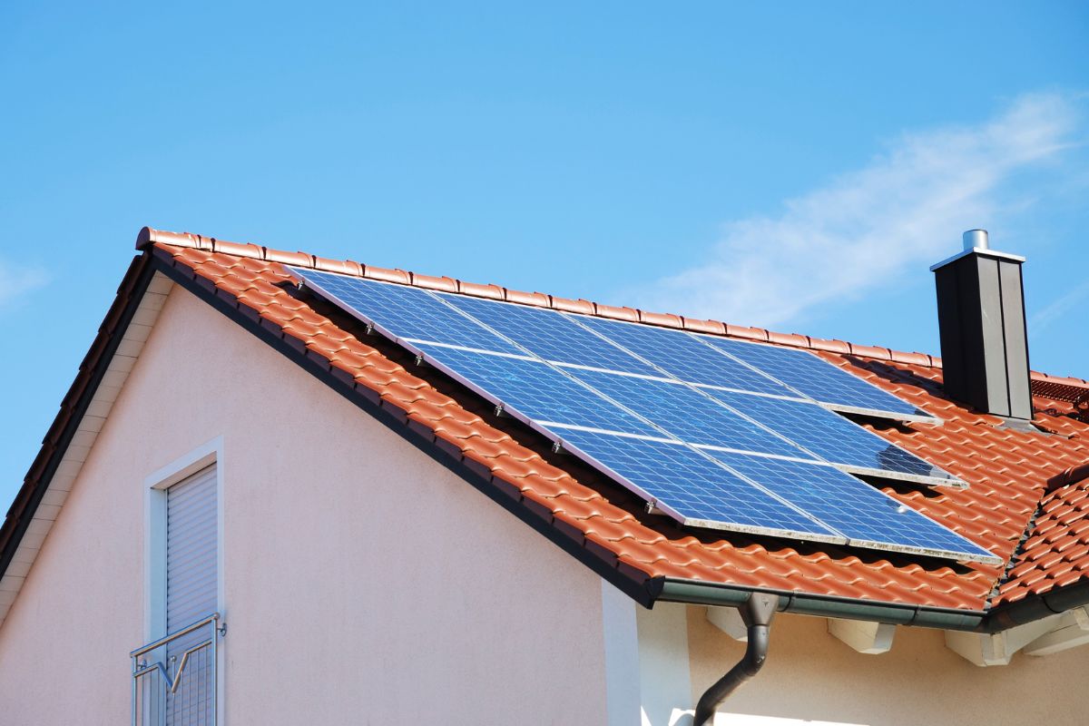 Impianto fotovoltaico a Monza: risparmia sulla bolletta