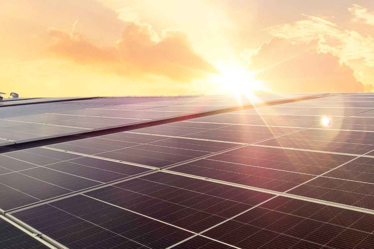 Quanto può Durare un Impianto Fotovoltaico? Guida Completa alla Lunga Vita dei Sistemi Solari