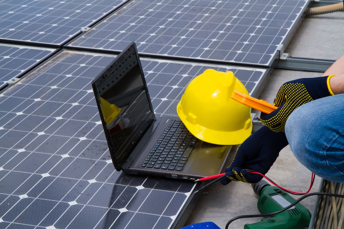 Come proteggere l’impianto fotovoltaico da danni climatici e atmosferici